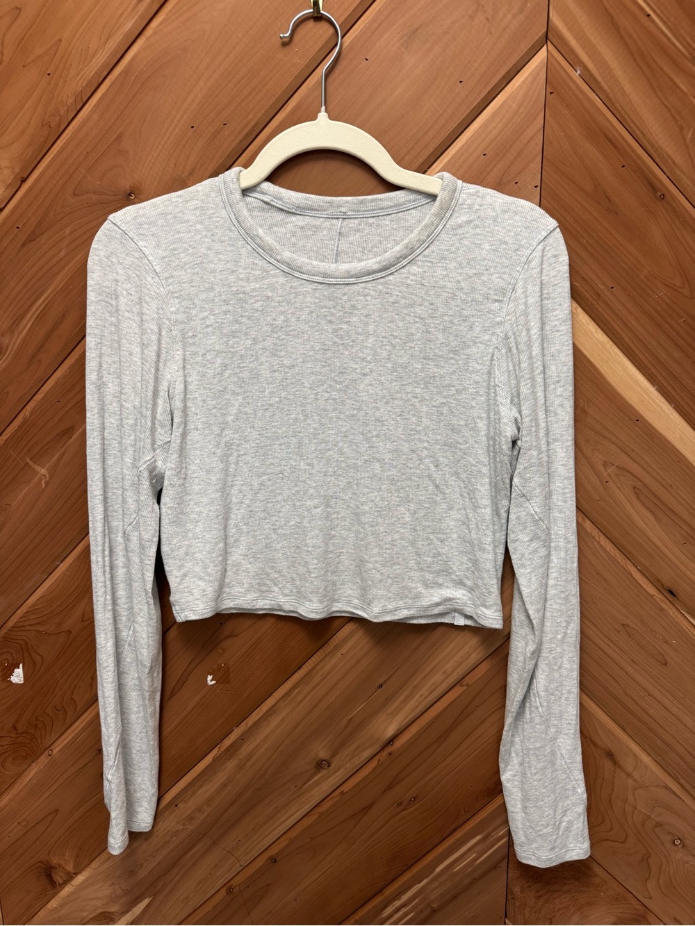Lululemon Hold Tight Longsleeve Cropped Gray Size 10